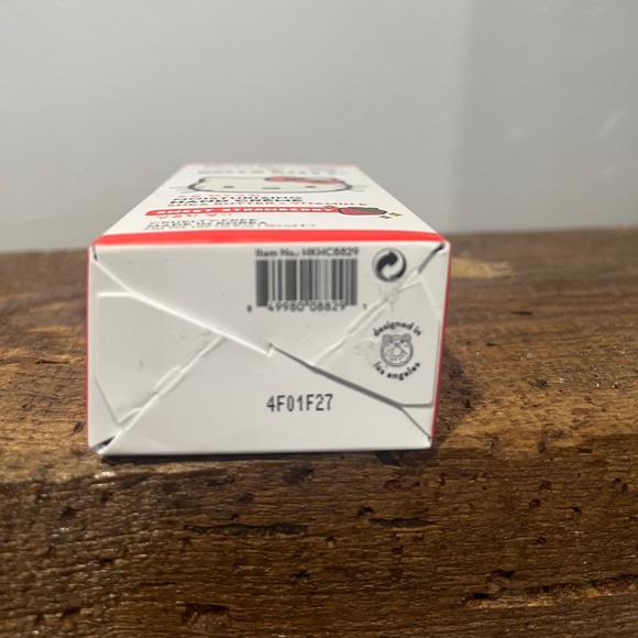 New! Hello Kitty! - Picture 4 of 6